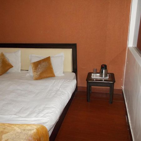 Hotel Well Come Park Нейнитал Екстериор снимка