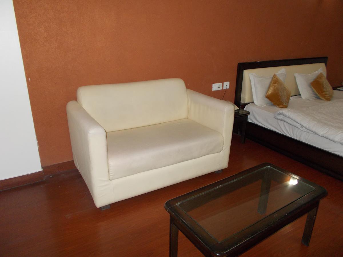 Hotel Well Come Park Нейнитал Екстериор снимка